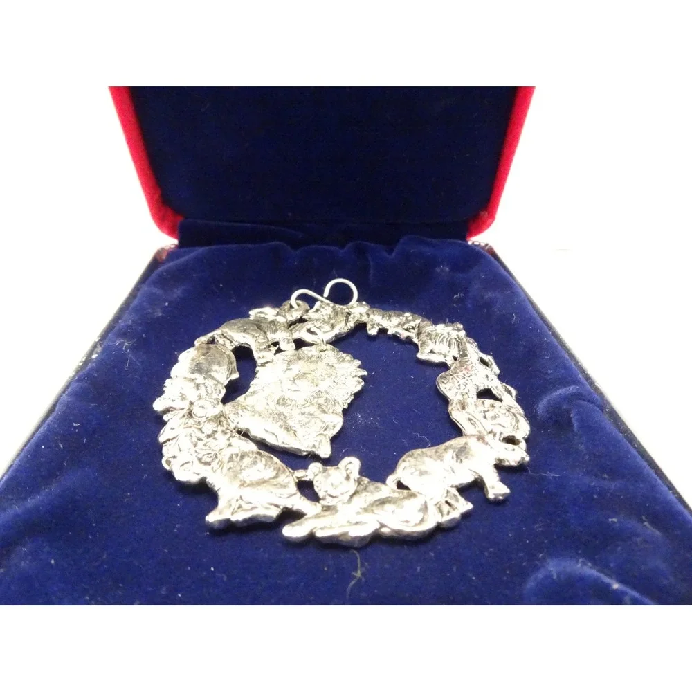 Arthur Court Animal Wreath Lion Peace Ornament with Box Silver